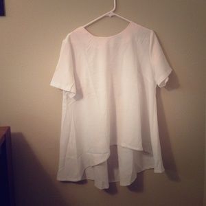 White flowy blouse, newly worn (5 times)!