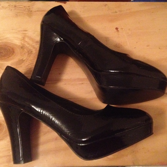 Patent leather pumps
