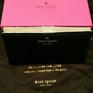 Black & Cream Wallet