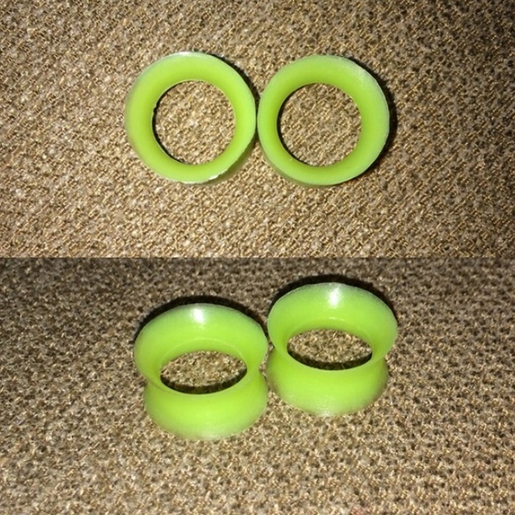 1/2 Inch Green Silicone Tunnels