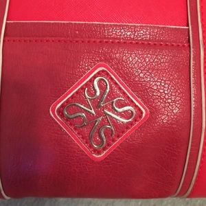 Red Simply Vera purse