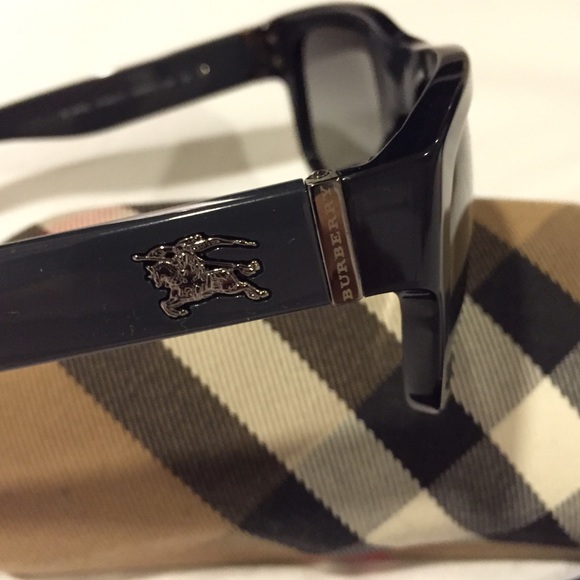 Burberry Slate Sunglasses - Picture 2 of 3