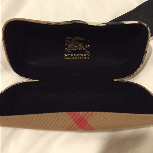 Burberry Slate Sunglasses - Picture 3 of 3