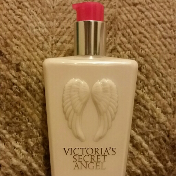 ***Victoria's Secret Angel Lotion*** BRAND NEW!!!