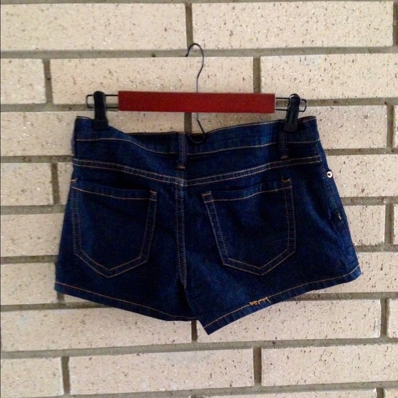 Dark denim shorts - Picture 2 of 2