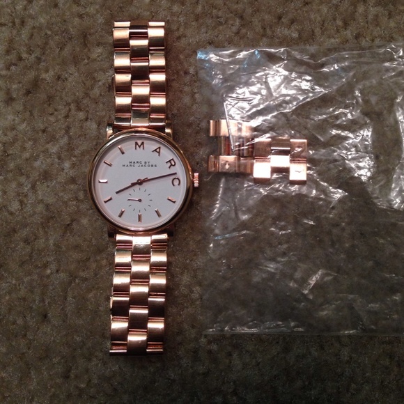 Rose gold, Marc Jacobs watch - Picture 2 of 3