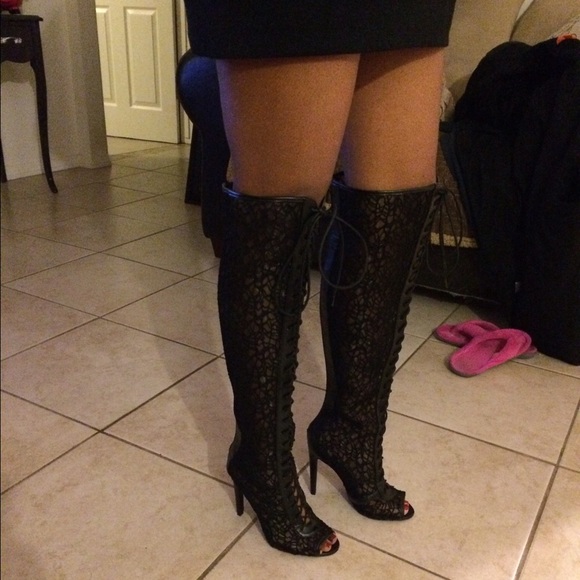 Knee high boots. 4.5"