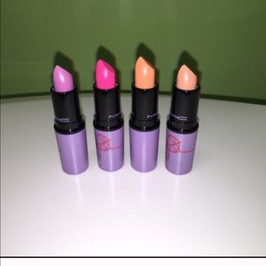 Kelly Osbourne Mac collection