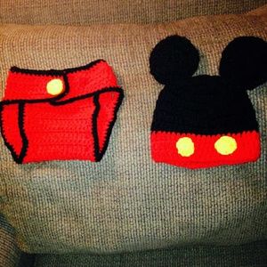 Mickey mouse baby diaper cover & hat