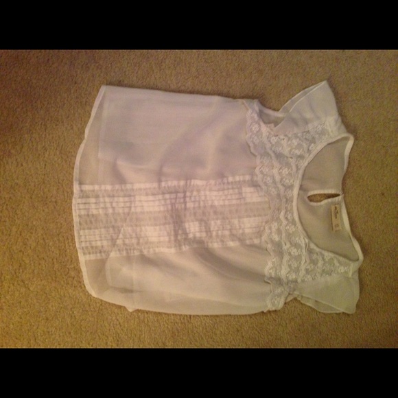 Cute top from hollister