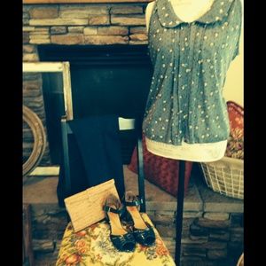 "Peter Pan" Collar, Bluebird Blouse. NWOT⭐️💲1⃣5⃣