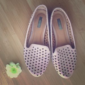 Urban Outfitters light pink flats🌸