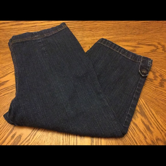 Denim Capri pants XL White Stag Comfort & Style 🌺