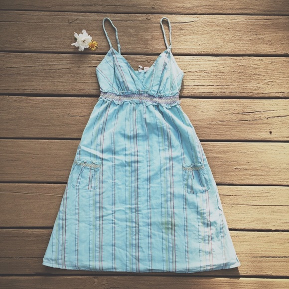 •Adjustable Dress• - Picture 3 of 3