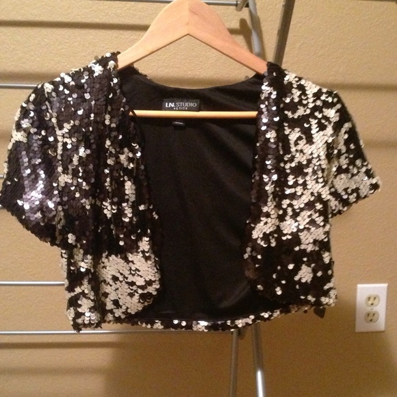 Sequin shawl black and cream Brand New