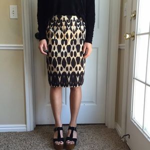 NWOT Calvin Klein print pencil skirt