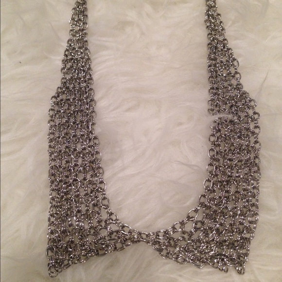 Peter Pan chain necklace - Picture 2 of 2