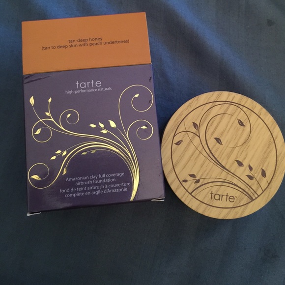 Tarte powder foundation