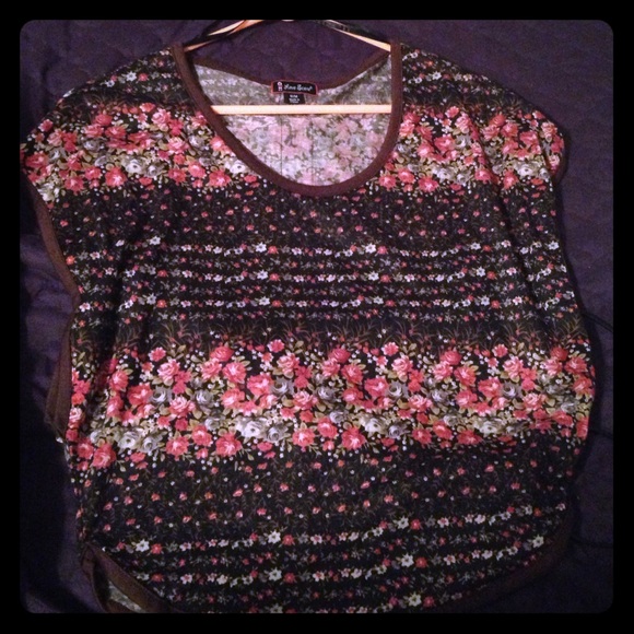 Floral Top (Medium)