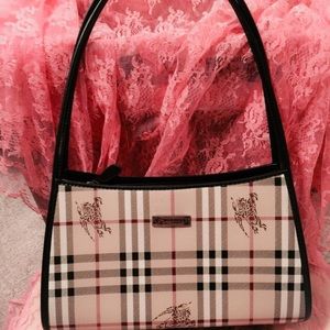 Purse W/ cosmetic bag