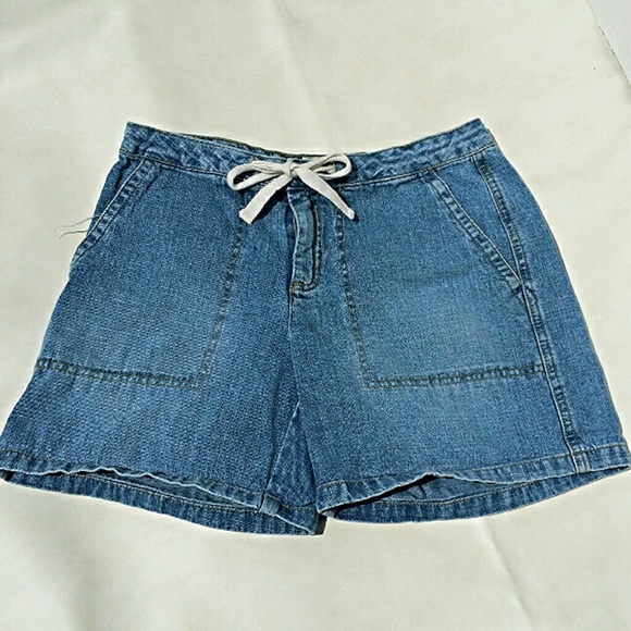 Old Navy Tie Waist Denim Shorts - Picture 3 of 4