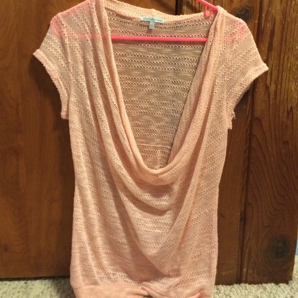 Light Pink Short Sleeved Top - Picture 1 of 1