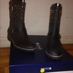 Sperry Top Sider Britt black leather booth