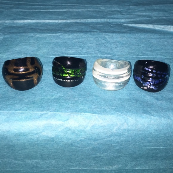 4 Glass Bauble Rings