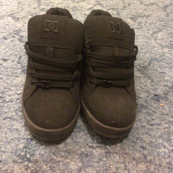 DC shoes
