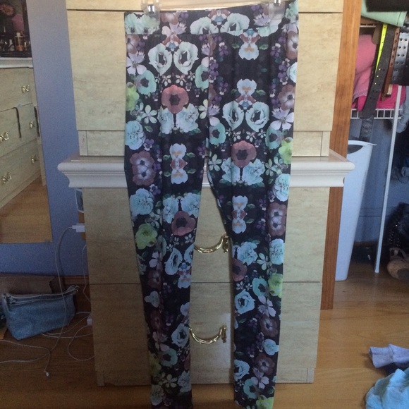 H&M floral legging