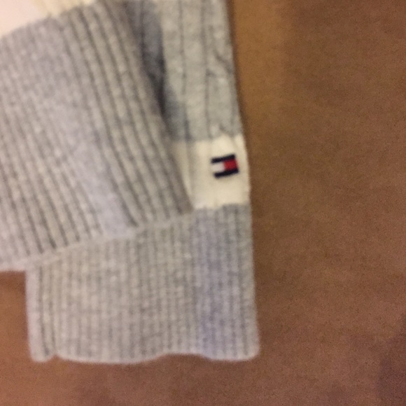 Sweater - Picture 2 of 4
