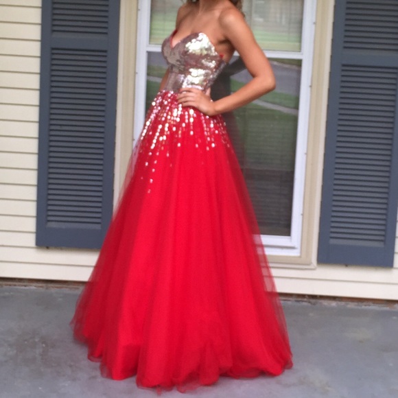 Silver sequined red prom dress - Picture 2 of 3
