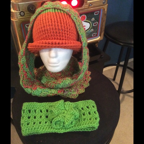 Mara Hoskin Design Accessories - Crochet Headband/Hat/Scarf (Set)