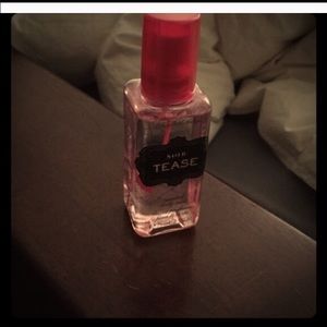 Victoria's Secret perfume
