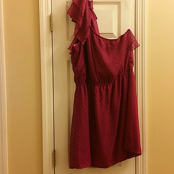 Dress - Picture 2 of 3