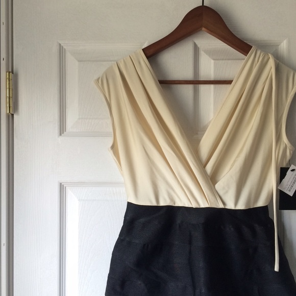 ❗️PRICE DROP 🎀 New! Peplum dress - Picture 2 of 4