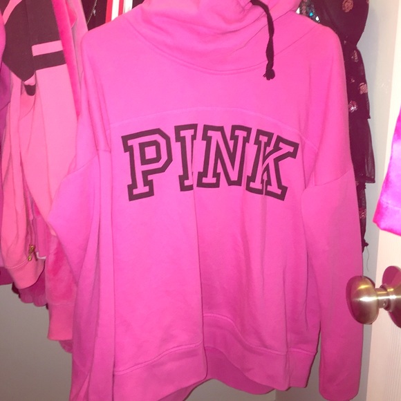 Pink Sweater🎀💕