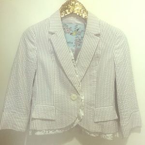 Seersucker blazer with lace detailing