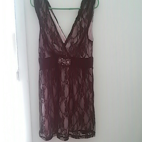 Black and pink sleeveless top - Picture 1 of 1