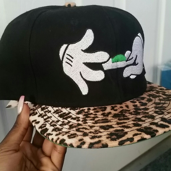 SOLD - Picture 3 of 4