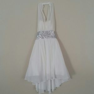 Size 3-4 dress (tags attached)