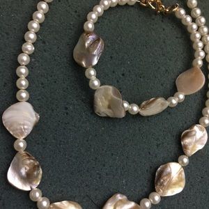 Shell &Pearl Set