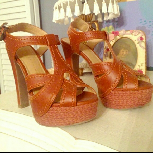 Tan Lauren Conrad Heels chunky heel