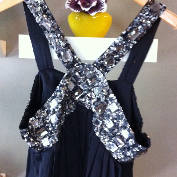 Top - Picture 3 of 4