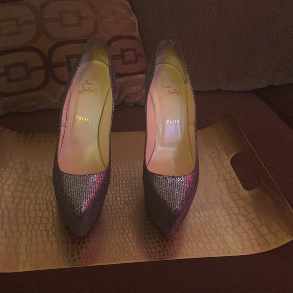 christian louboutin size 42 shoes christian louboutin size 42 shoes