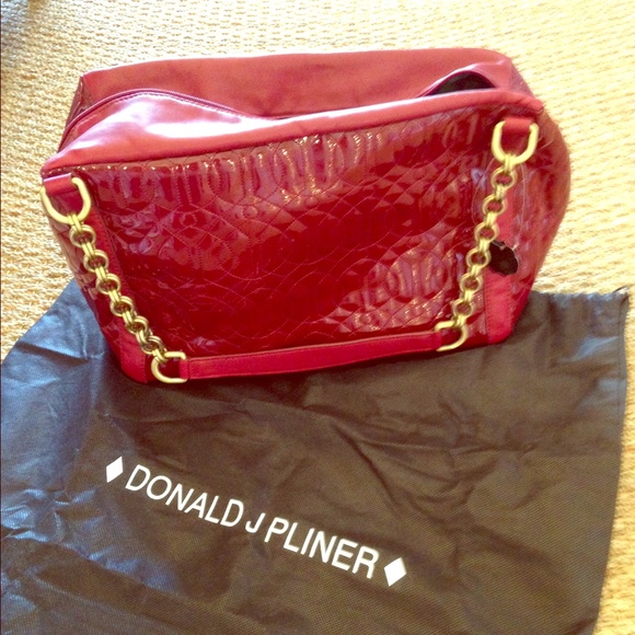 Donald Pliner red patent leather w/gold