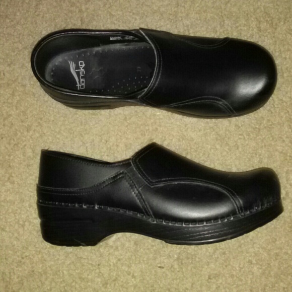 Danskos /clogs  50$ final price must go