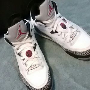 Red/Blk/White/Grey Jordan Son of Mars Cement Grey
