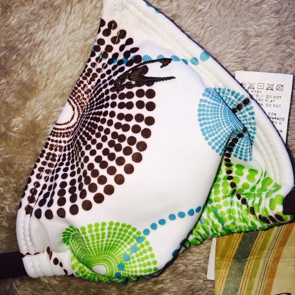 NWT Beautiful X-Back Shell Print Bikini TOP - Picture 4 of 4