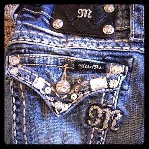 MissMe: Capris Inseam 21